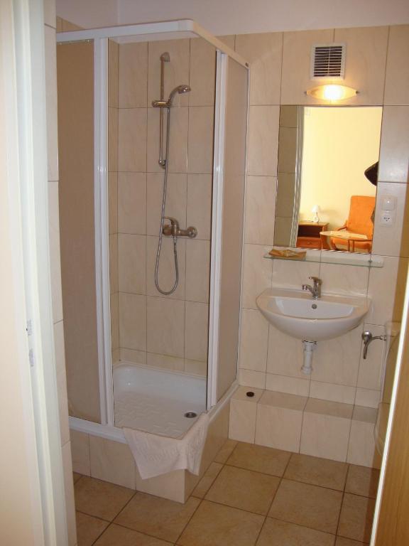 Apartamenty & Restauracja Janus Ełk Exterior foto